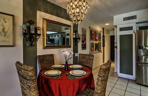 Twin Palms Condo | Palm Springs Charming Ground Floor Condo by the pool