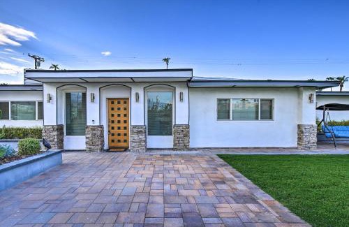Tahquitz River Estates House | Palm Springs Home Casita and Fire Pit!