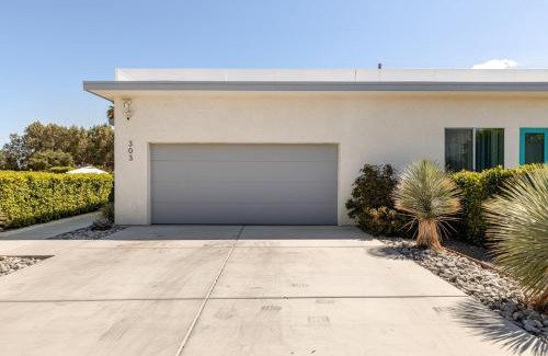 Racquet Club West House | Palm Springs View Paradise with Large Pool and SPA