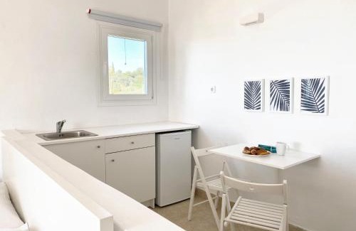 Kilada Apartment | Palm Suite Blue