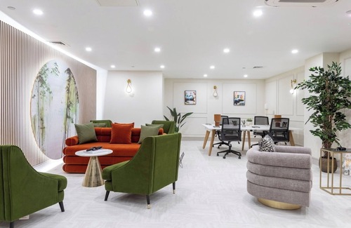 London Borough of Bromley Apartment | Palm Tree House | Namaste