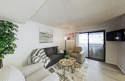 Palm Springs Apartment | Palm Tree Retreat Unit 128 Permit# 4330