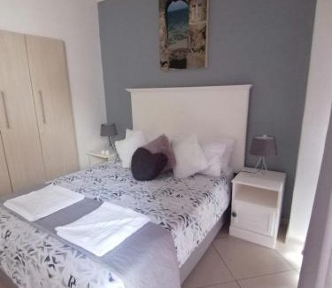 Pretoria Bed & Breakfast | Palm View Guest House