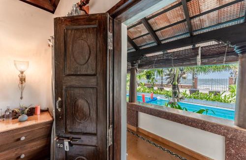 Alappuzha House | Palm Villa A private beach sanctuary