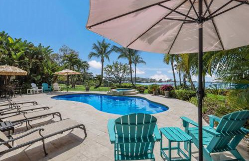 Bradenton House | Palma Sola Bay House! Private Dock, Heated Pool & Spa, Game Room & More!