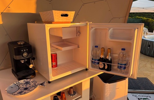 Ponza RV Rental | Palmaria Sky Bubbles Room - Sleep Under the Stars in a Dream Bubble Room
