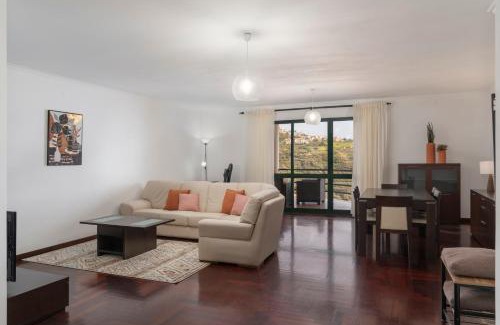 Estrela da Calheta Apartment | Palmasol by An Island Apart