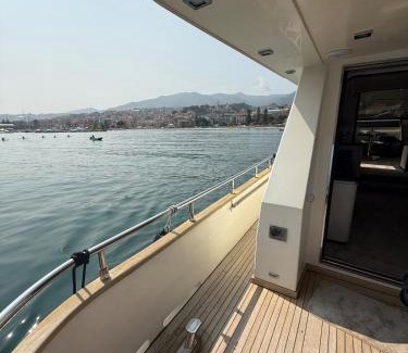 Pointe Croisette Boat Rental | PALME Yacht - Cannes Port Canto - Pointe Croisette - Face à la Mer