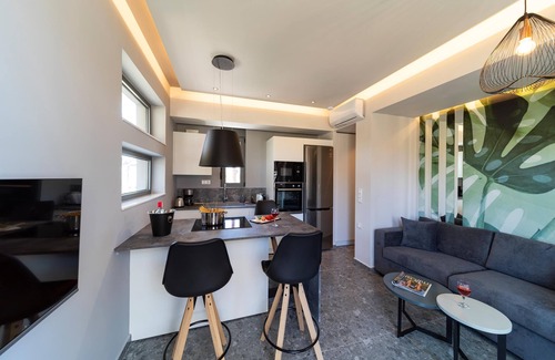 Petaloudes Apartment | Palmeral Luxury Suites