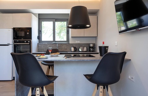 Petaloudes Apartment | Palmeral Luxury Suites