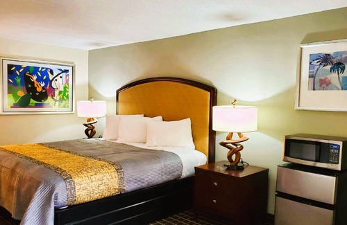 Orangeburg Hotel | Palmetto Inn & Suites by OYO Orangeburg