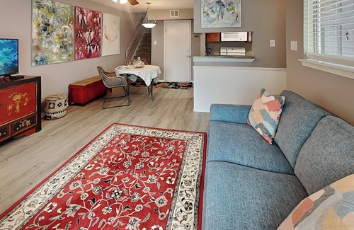 Galveston Condo | Palms at Cove View 809 - Canvas Palms