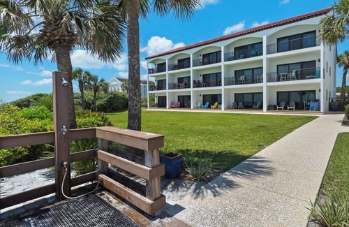 Seagrove Beach Condo | Palms at Seagrove