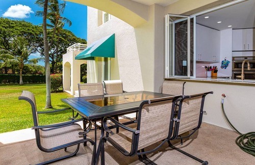 Wailea Hotel | Palms at Wailea One Bedrooms by Coldwell Banker Island Vacations