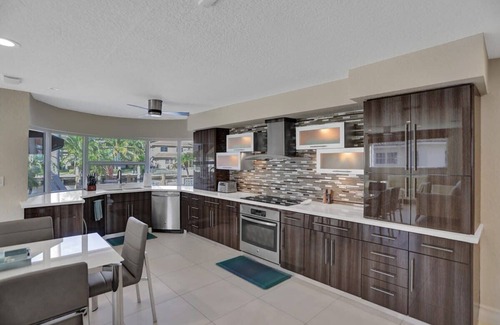 Sea Ranch Lakes Villa | Palms by the Sea Villa