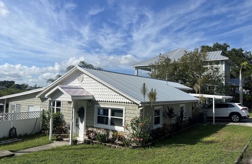 Tillman House | Palms Paradise. Heated Pool. Waterfront. Near Space Coast Beaches.