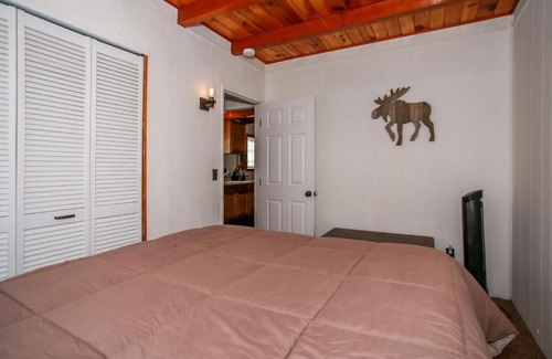 Sugarloaf House | Palms To Pines-1877 by Big Bear Vacations