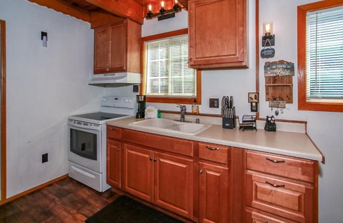 Sugarloaf House | Palms To Pines-1877 by Big Bear Vacations