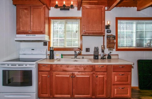 Sugarloaf House | Palms To Pines-1877 by Big Bear Vacations