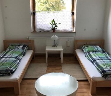 Rhein-Erft-Kreis District Apartment | Palms Zimmer