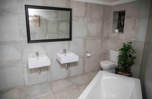 Amanzimtoti House | Palmwood Guest House