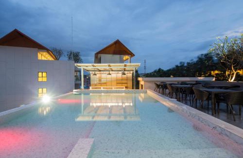 Cherngtalay Apartment | Palmyrah Surin Beach Residence