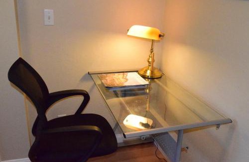 Midtown House | Palo Alto Quiet 1 Bedroom Stanford University