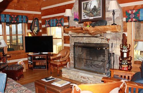 Ferguson House | Palomar by Leatherwood Mountains Resort