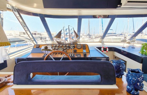 Castellammare Vucciria Boat Rental | Panaby - House Boat PalermoHouseboat Palermo
