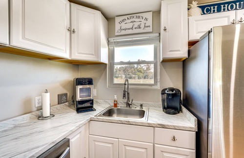 Panama City House | Panama City Poolside Oasis: 2 Mi to Beach!