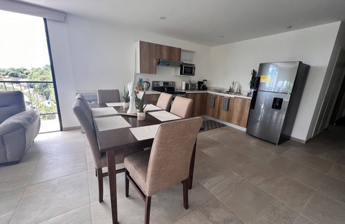 San Salvador Condo | Panamericana: Cozy 3-bedroom Condo with 4 ACs one in each room. WIFI included.