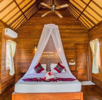 Mushroom Bay House | Pancali Cottages