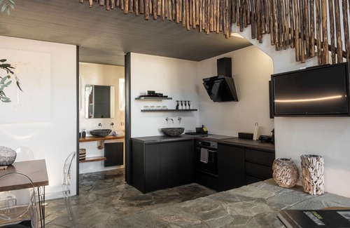 Ano Mera House | PanDa Art Houses