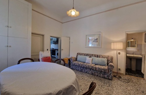 Sant' Ambrogio Apartment | Pandolfini 11 in Firenze