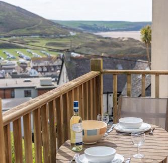 Woolacombe Apartment | Pandora Court 4