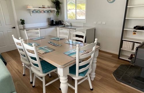 Venus Bay House | Pandora s Charm - a charming property in a quiet pocket of Venus Bay