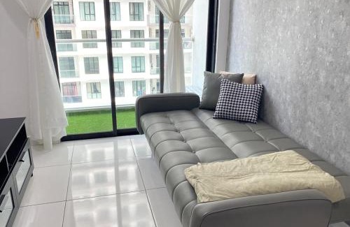 Taman Bukit Mewah Apartment | Pangsapuri Putra Mewah