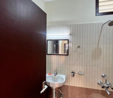 Tiruvannamalai Hotel | Panjamugam Residency