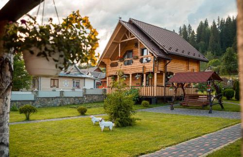 Verkhovyna Cabin | Pannochka
