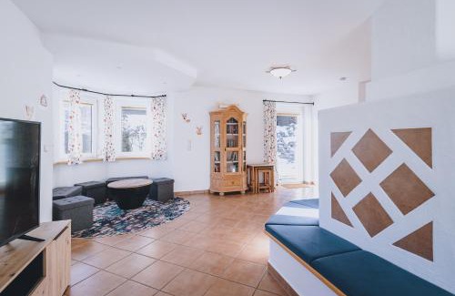 Zell am See Ski Chalet | Panorama Chalet Schmittendrin by we rent, SUMMERCARD INCLUDED