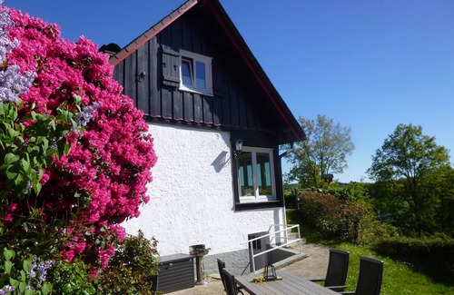 Langscheid Apartment | Panorama holiday home Sorpesee, 120sqm, 3 bedrooms, max. 8 persons