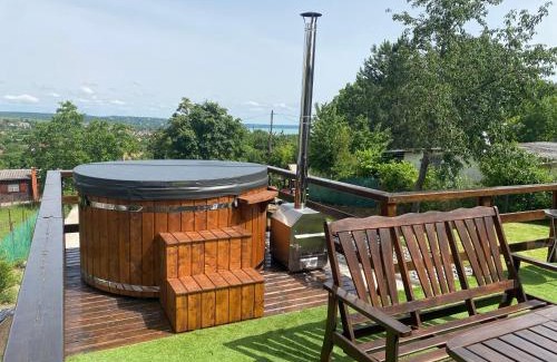 Balatonkenese Apartment | Panorama Home Apartman