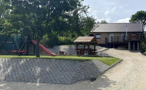 Balatonkenese Apartment | Panorama Home Apartman