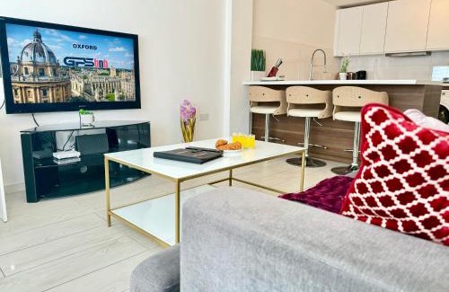 Kidlington Apartment | Panorama House, Delightful 2-Bedroom Flat 1, Oxford
