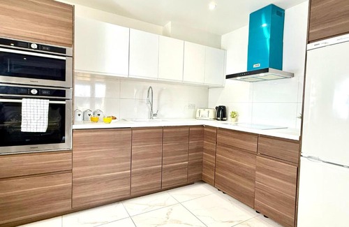 Kidlington Apartment | Panorama House, Luxury 2-Bedroom Apartment 2