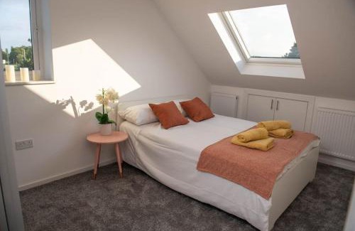 Kidlington Apartment | Panorama House, Modern 3-Bedroom Apartment 3, Oxford