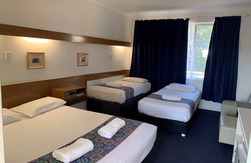 Charlestown Hotel | Panorama Motor Inn