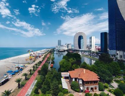 New Boulevard Apartment | PANORAMA Resort - Center Suite & Sea View