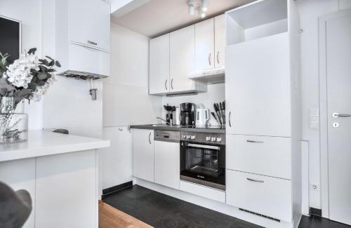 Schottenfeld Apartment | Panorama Rooftop Terrace I 3 min to Mariahilferstraße