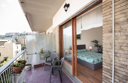 Materdei Apartment | Panorama Vesuvius Central (in front of the metro)
